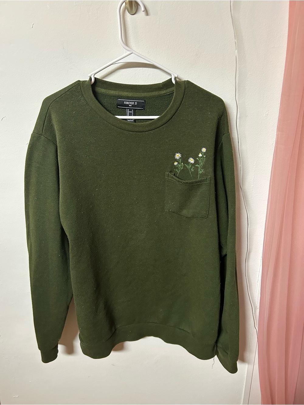 Forever 21 Olive Green Crewneck Sweater with Daisy Pocket Embroidery (Wash Wear)